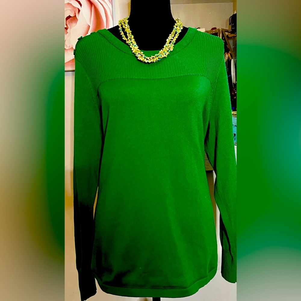 Liz Claiborne green xxl sweater with button accents-vintage at its best!